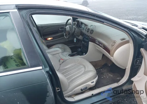 2000 Chrysler Lhs from USA, damaged, VIN 2C3HC56G0YH146972